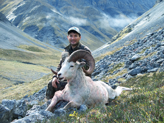 Gonzolo Villarreal Berlanga From Spain with his Brooks Range Trophy Dall Sheep 2010