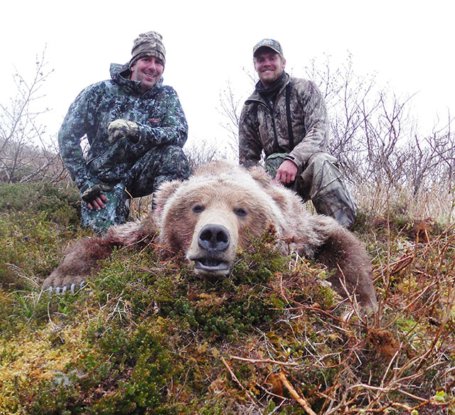 Richard Shadwick (L) Zack Dustin (R) with Richard's 2014 Brown Bear