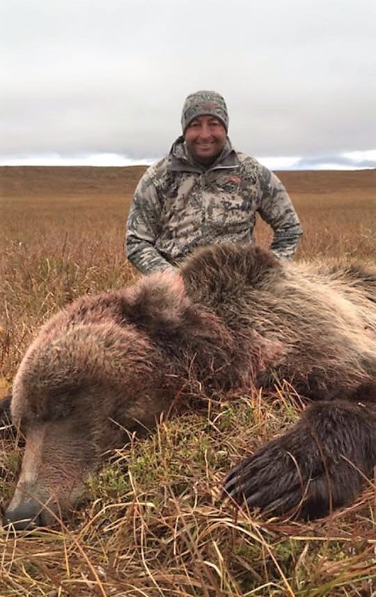 JD Yates with his 2016 Alaska Grizzly and Deltana Outfitters